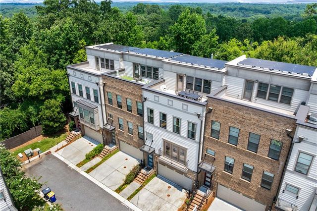 1049 Brandsford Street NW 27-01, Atlanta, GA 30318