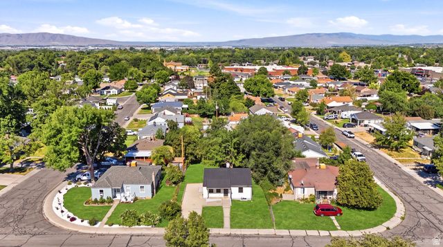 679 BROOKSIDE DR, Springville, UT 84663