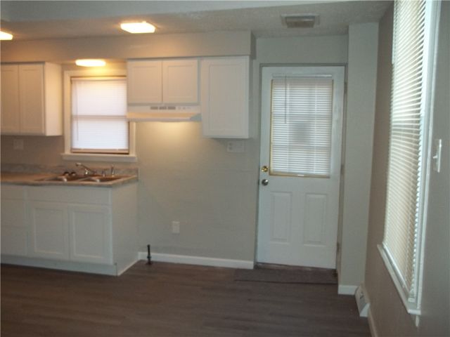 3840 Baytree St, Observatory Hill, PA 15214