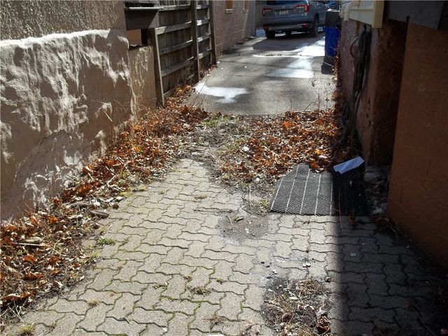 3840 Baytree St, Observatory Hill, PA 15214