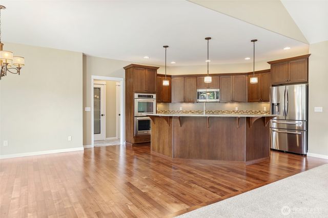 6826 47th Loop NE, Olympia, WA 98516