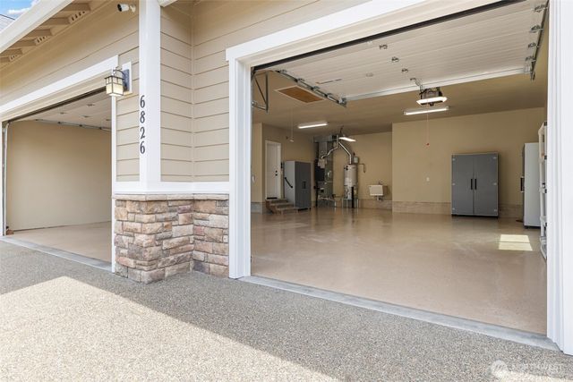 6826 47th Loop NE, Olympia, WA 98516