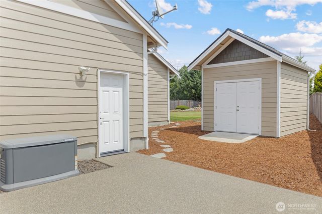 6826 47th Loop NE, Olympia, WA 98516