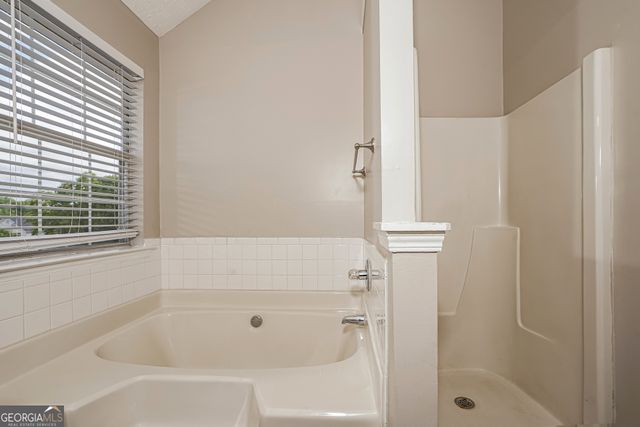 513 Easton Drive, Locust Grove, GA 30248