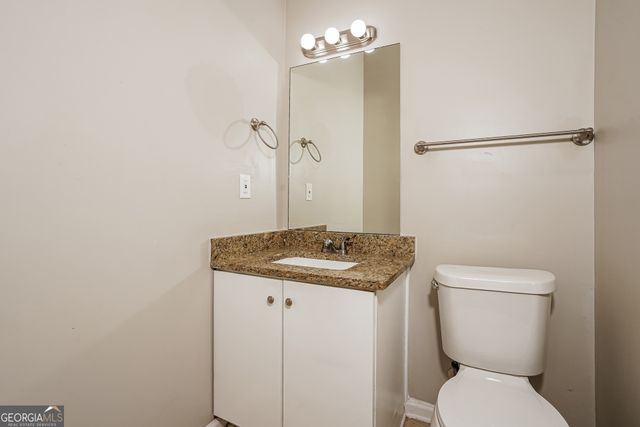 513 Easton Drive, Locust Grove, GA 30248