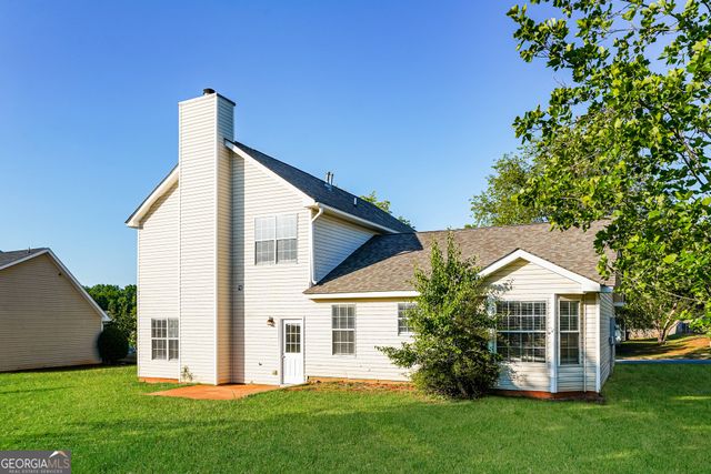 513 Easton Drive, Locust Grove, GA 30248