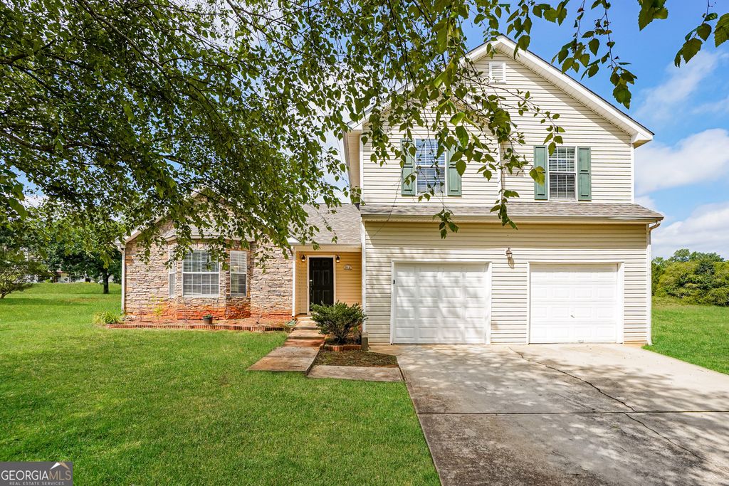 513 Easton Drive, Locust Grove, GA 30248