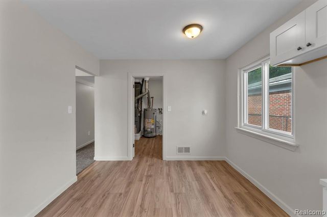 1433 Reo Avenue, Lincoln Park, MI 48146
