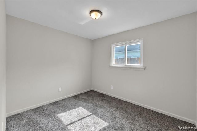 1433 Reo Avenue, Lincoln Park, MI 48146