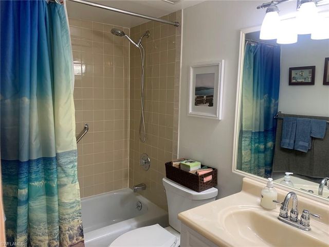 1740 Pine Valley DR 102, Fort Myers, FL 33907