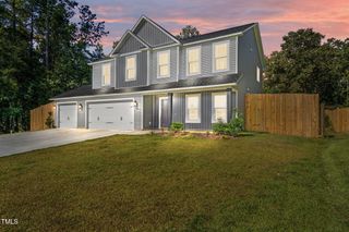 247 N Horace Walters Road, Raeford, NC 28376