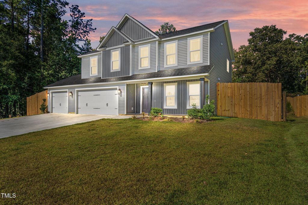 247 N Horace Walters Road, Raeford, NC 28376