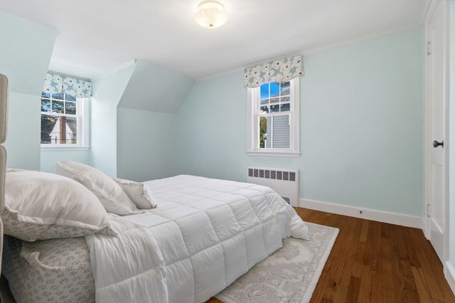 31 Zeller St, Boston, MA 02131