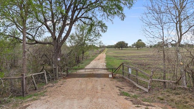 TBD TBD, Smithville, TX 78957