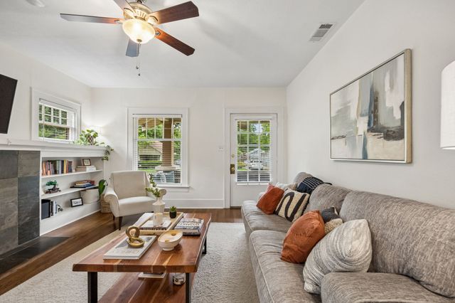 6106 Worth Street, Dallas, TX 75214
