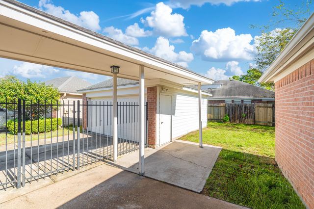 25506 Brisk Spring Court, Spring, TX 77373