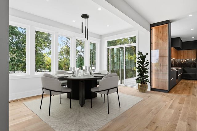 7309 W Palos Avenue, Palos Heights, IL 60463