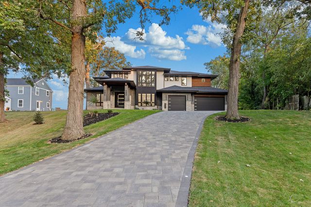 7309 W Palos Avenue, Palos Heights, IL 60463