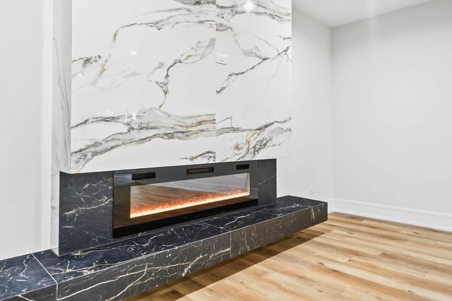 7309 W Palos Avenue, Palos Heights, IL 60463