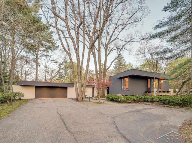 5208 Sunset Drive, Midland, MI 48640