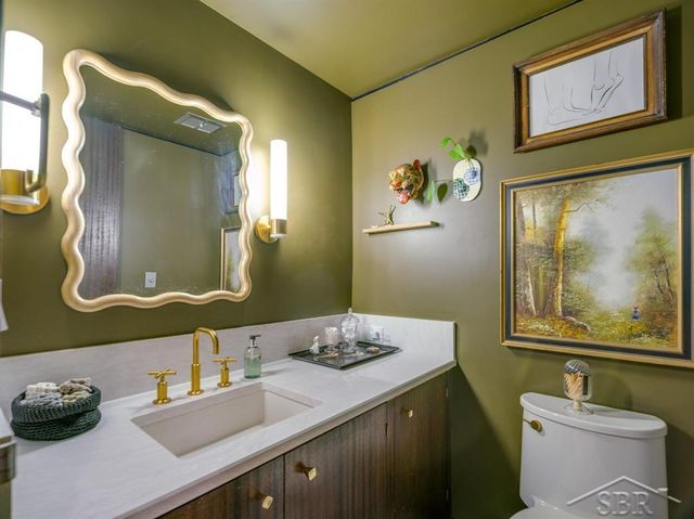 5208 Sunset Drive, Midland, MI 48640