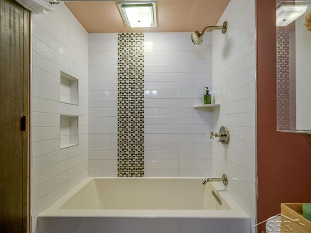 5208 Sunset Drive, Midland, MI 48640