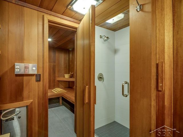 5208 Sunset Drive, Midland, MI 48640