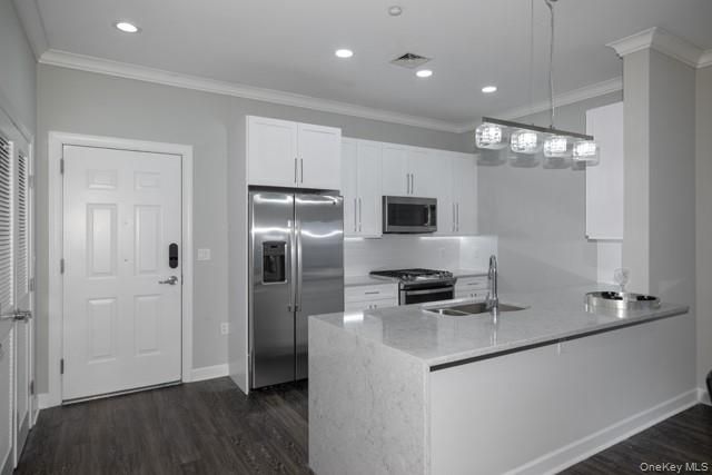 180 Atlantic Avenue E308, Farmingdale, NY 11735