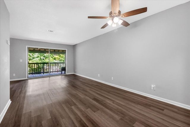 1530 Fort Johnson Road 1h, Charleston, SC 29412