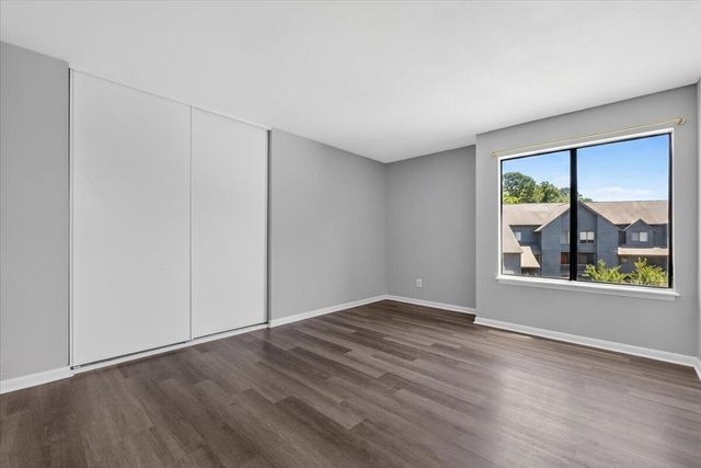 1530 Fort Johnson Road 1h, Charleston, SC 29412
