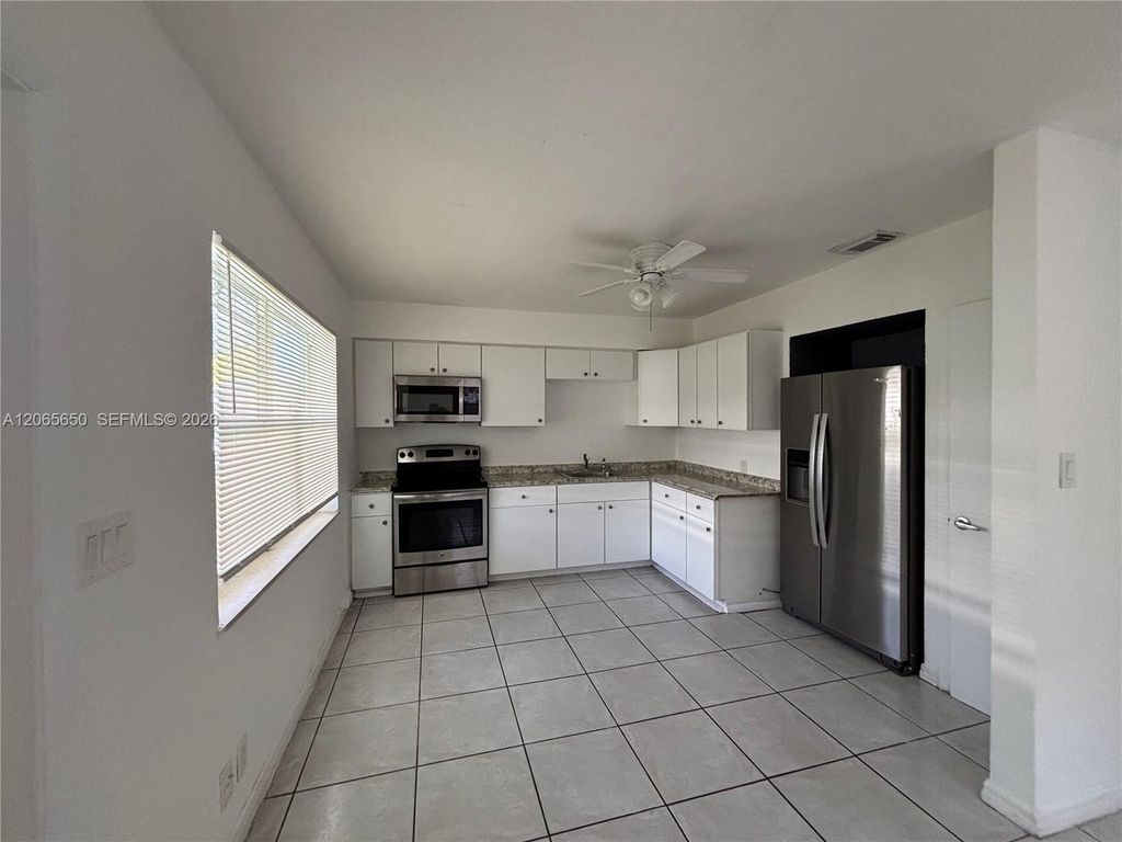 6335 SW 21st Street 2, Miramar, FL 33023