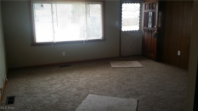 6574 Burton Drive, Brook Park, OH 44142