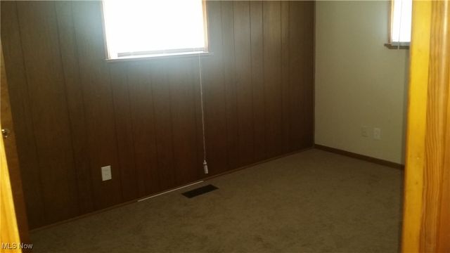 6574 Burton Drive, Brook Park, OH 44142