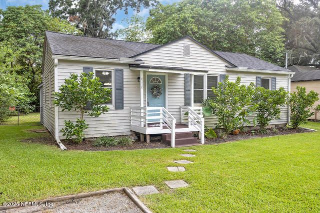 6110 LYNNWOOD Avenue, Jacksonville, FL 32210