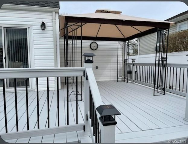 3354 2nd Street, Oceanside, NY 11572