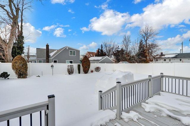 3354 2nd Street, Oceanside, NY 11572