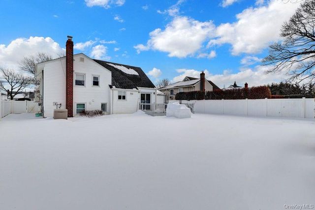 3354 2nd Street, Oceanside, NY 11572