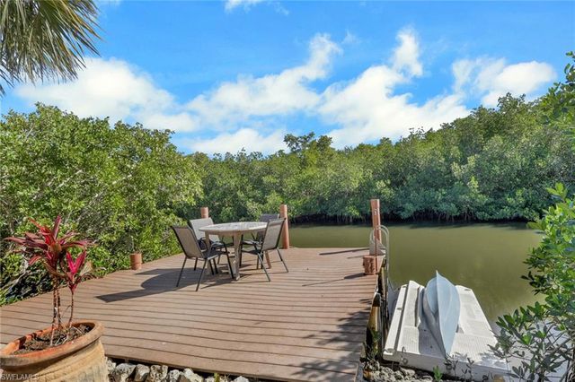 1292 Grand Canal DR, Naples, FL 34110