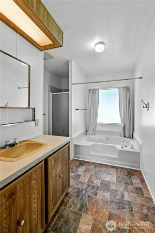 110 Chandler Road, Chehalis, WA 98532