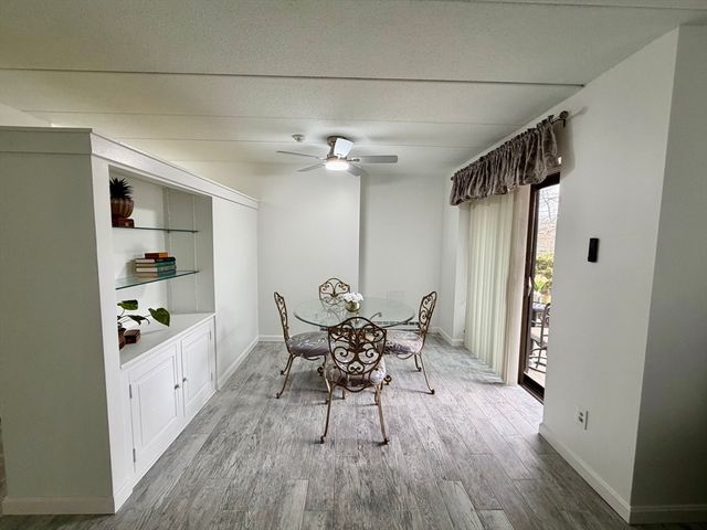 6 Old Stone Way 3, Weymouth, MA 02189