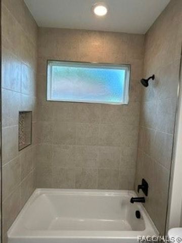 2171 Fallon Boulevard NE, Palm Bay, FL 32907