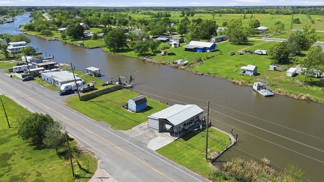 924 Highway 55, Montegut, LA 70377