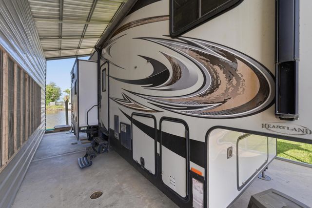 924 Highway 55, Montegut, LA 70377
