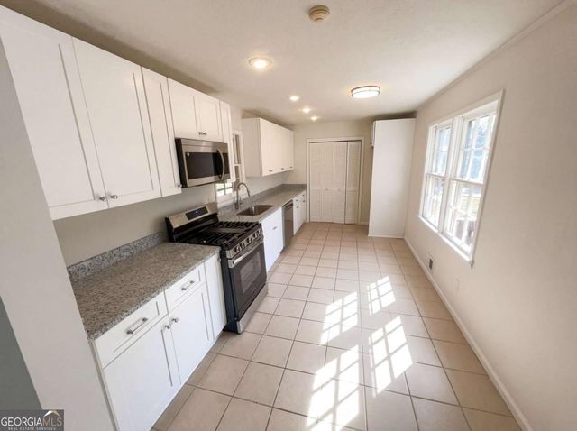 6439 Shore Drive, Douglasville, GA 30135