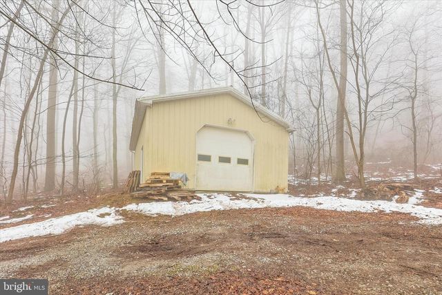 1395-J GREEN RIDGE RD, Orrtanna, PA 17353