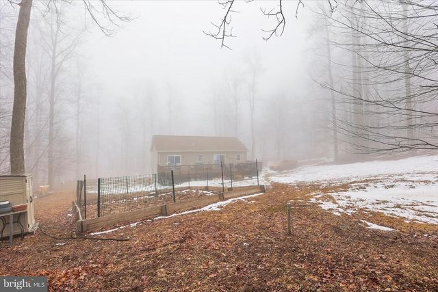 1395-J GREEN RIDGE RD, Orrtanna, PA 17353