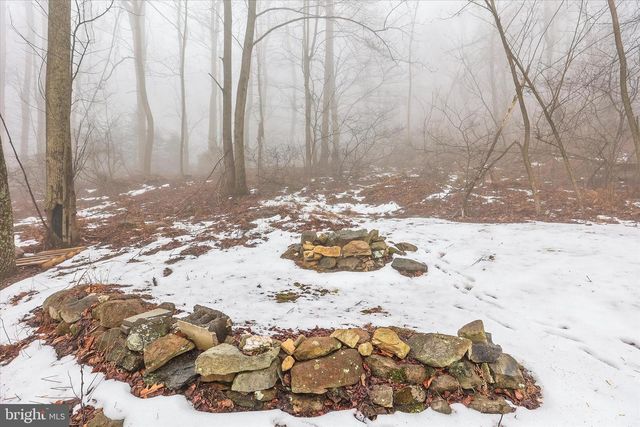 1395-J GREEN RIDGE RD, Orrtanna, PA 17353