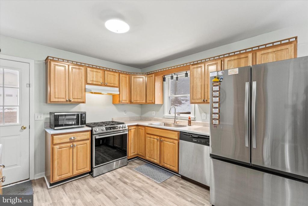 Image 1 of property listing at 1395-J J GREEN RIDGE RD, Orrtanna, PA 17353