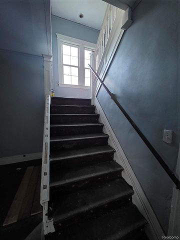 3439 Cadillac Boulevard, Detroit, MI 48214