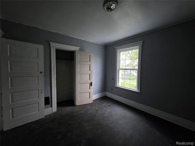 3439 Cadillac Boulevard, Detroit, MI 48214